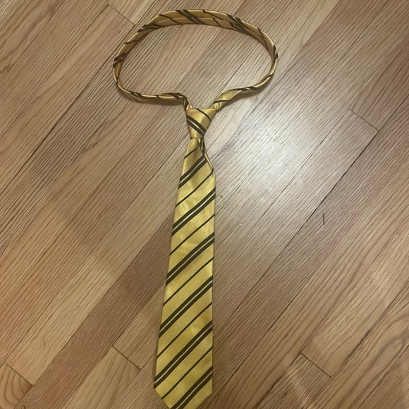 Accessories | Authentic Harry Potter Hufflepuff Tie From Universal To ...